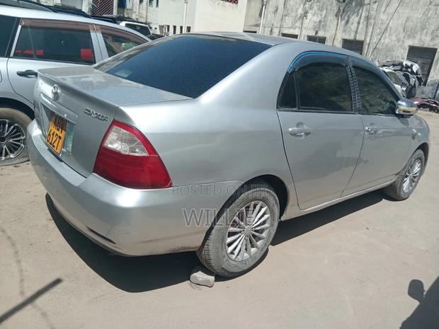 Toyota Corolla 2006 Silver