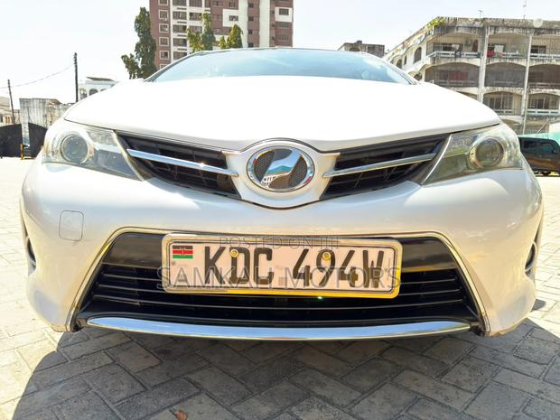 Toyota Auris 2015 White
