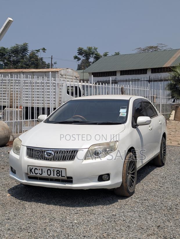 Toyota Axio 2009 White