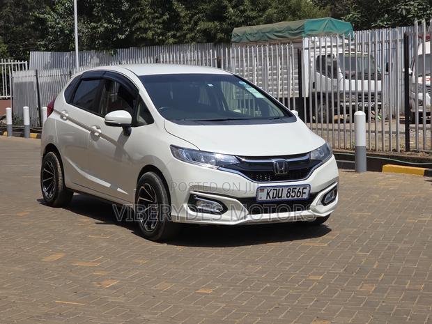 Honda Fit 2018 White