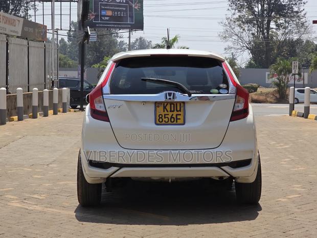 Honda Fit 2018 White
