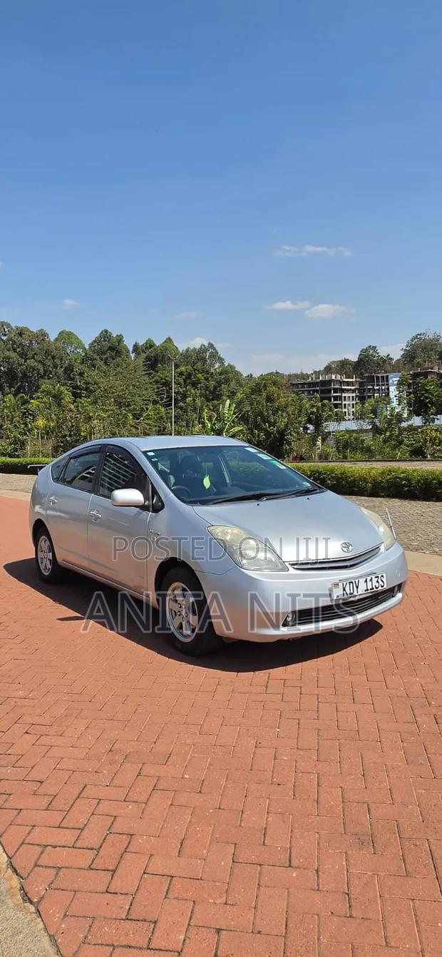 Toyota Prius 2011 Silver