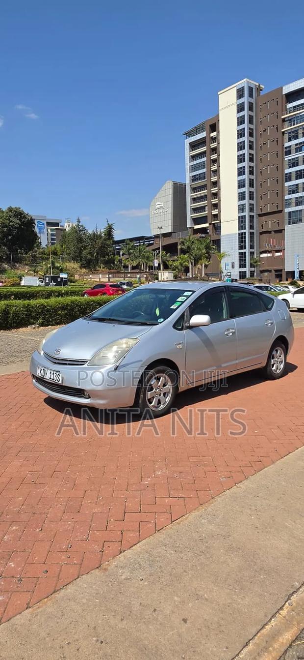 Toyota Prius 2011 Silver