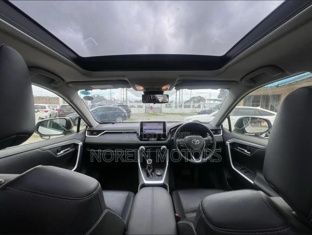 Toyota RAV4 2019 Off white