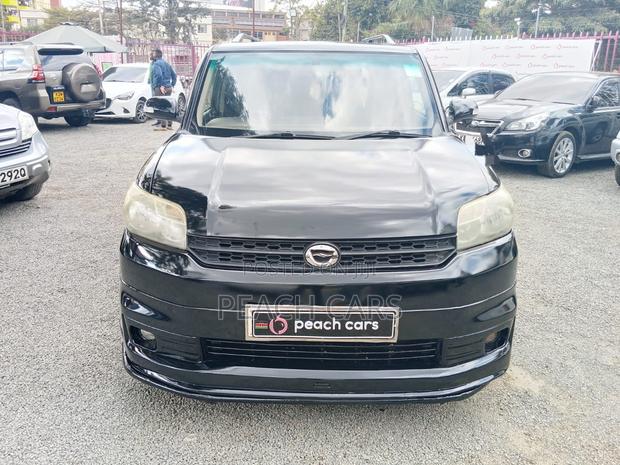 Toyota Corolla Rumion 2011 Black