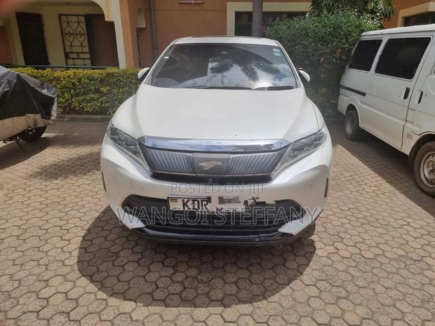 Toyota Harrier 2017 White