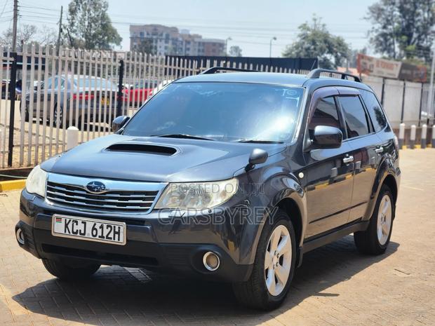 Subaru Forester 2010 Gray