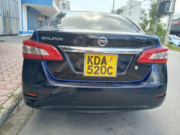 Nissan Sylphy 2013 Blue