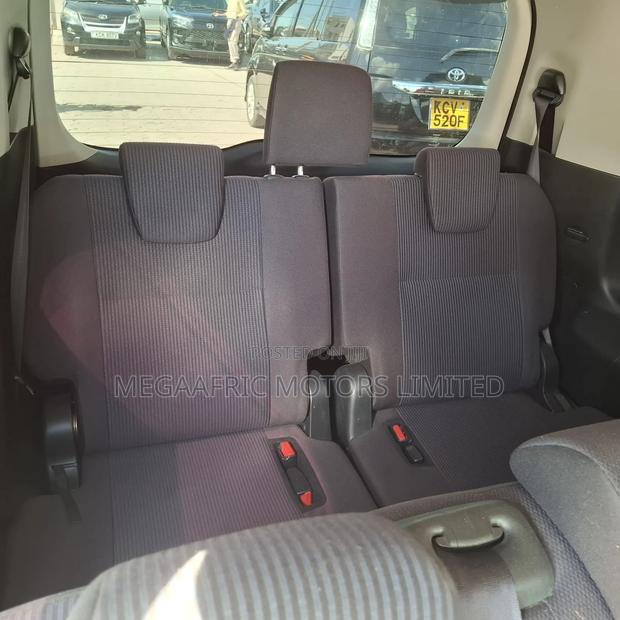 Toyota Noah 2.0 AWD (8 Seater) 2019 Black