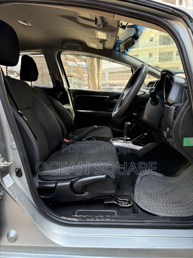Honda Fit 2015 Silver