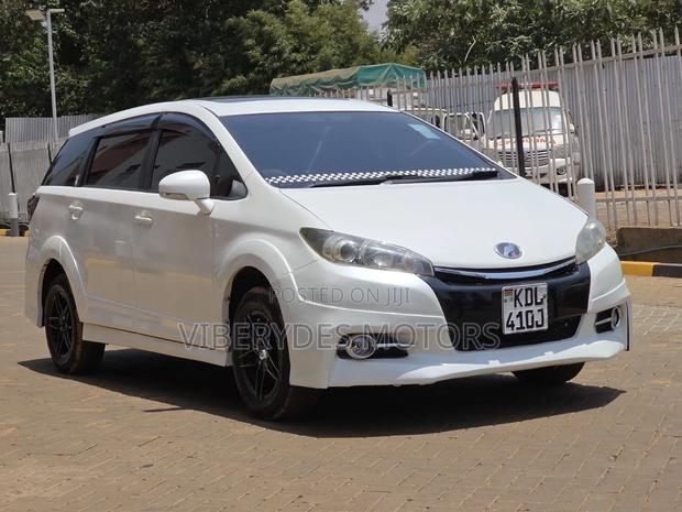 Toyota Wish 2015 White