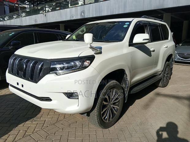 Toyota Land Cruiser Prado 2019 White