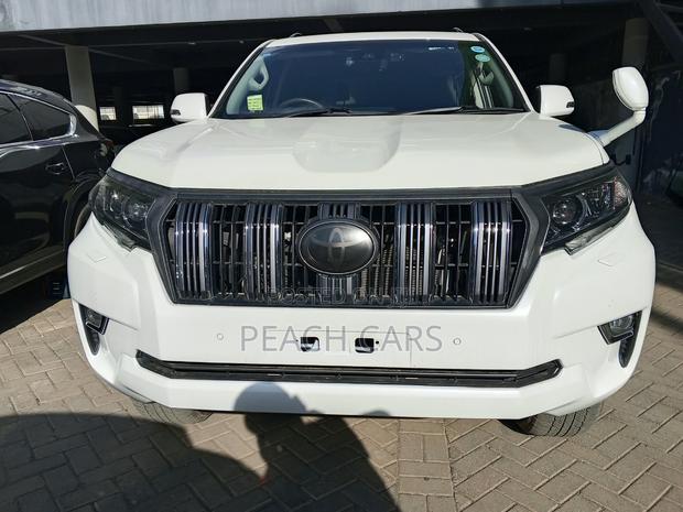 Toyota Land Cruiser Prado 2019 White