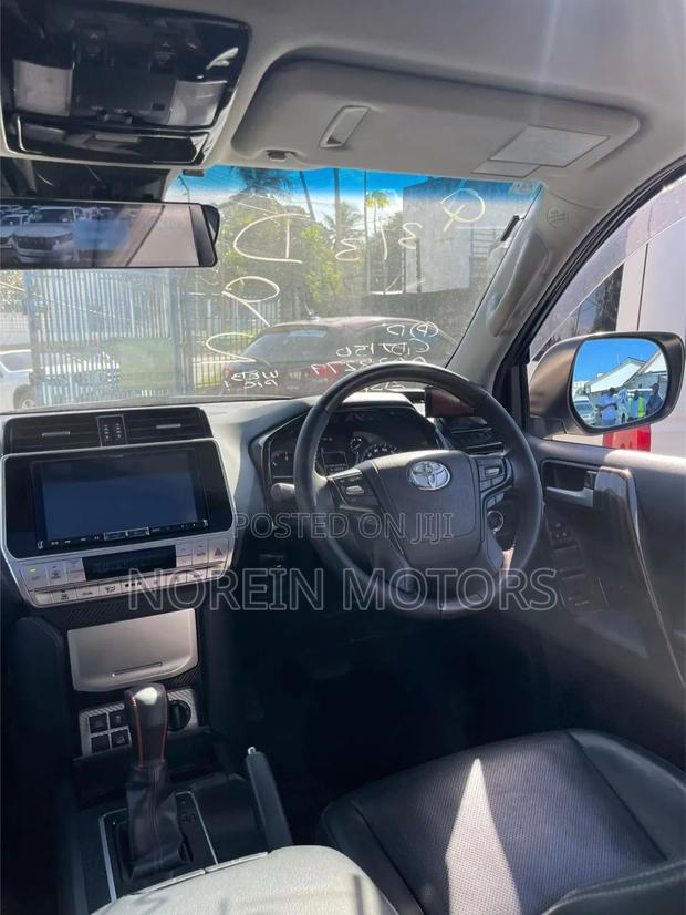 Toyota Land Cruiser Prado 2020 White