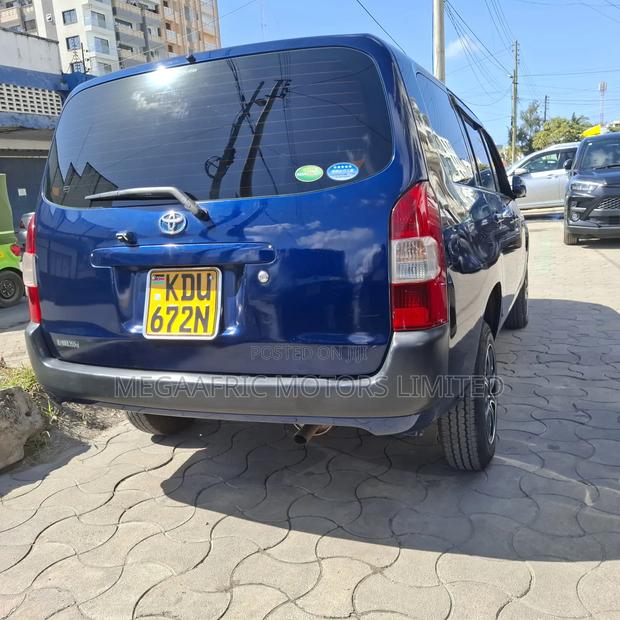 Toyota Succeed 2019 Blue