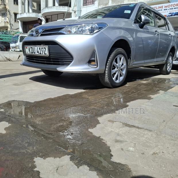 Toyota Corolla Fielder 1.5 Petrol FWD 2018 Silver