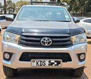 Toyota Hilux 2017 White for sale