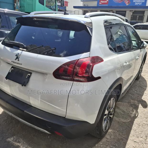 Peugeot 2008 1.2 PureTech (130 Hp) 2018 White