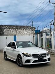 Mercedes-Benz C200 2019 White for sale