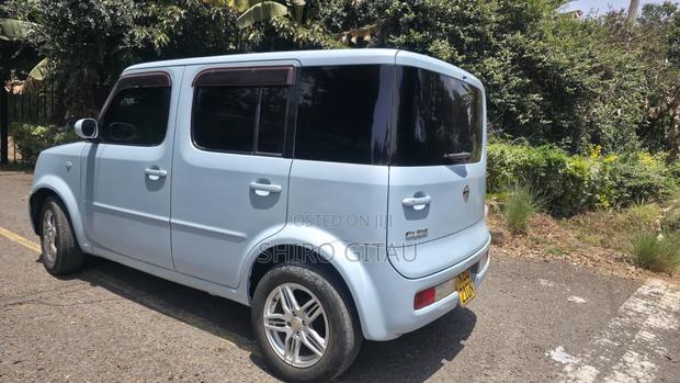 Nissan Cube 2006 Blue