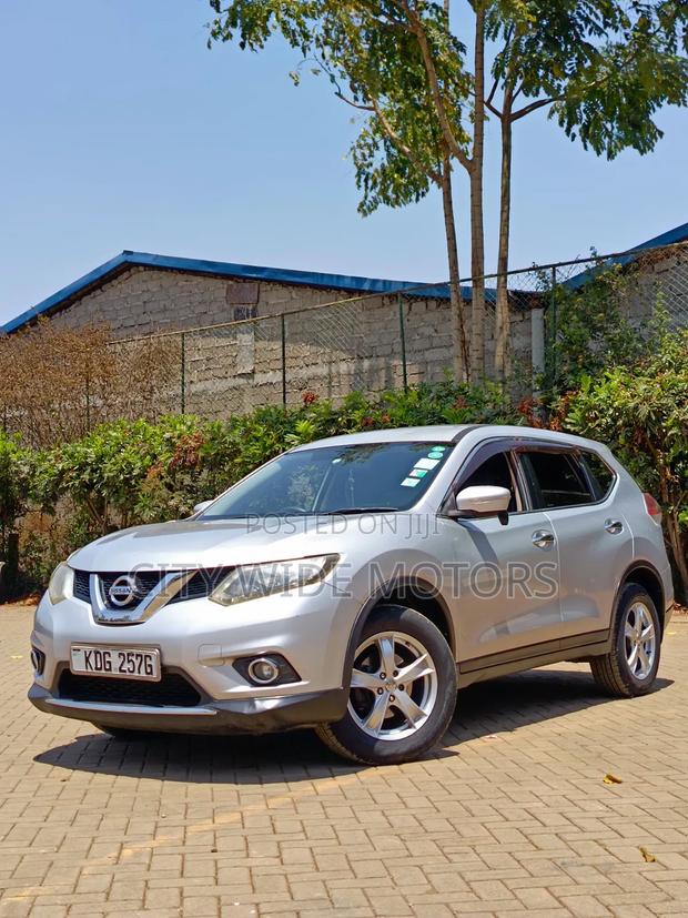 Nissan X-Trail 2014 Silver