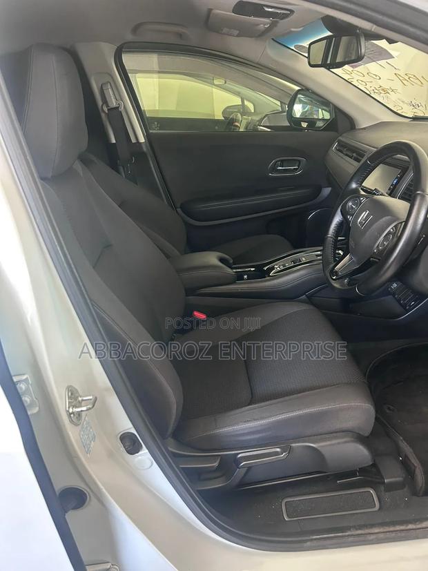 Honda Vezel 2020 White