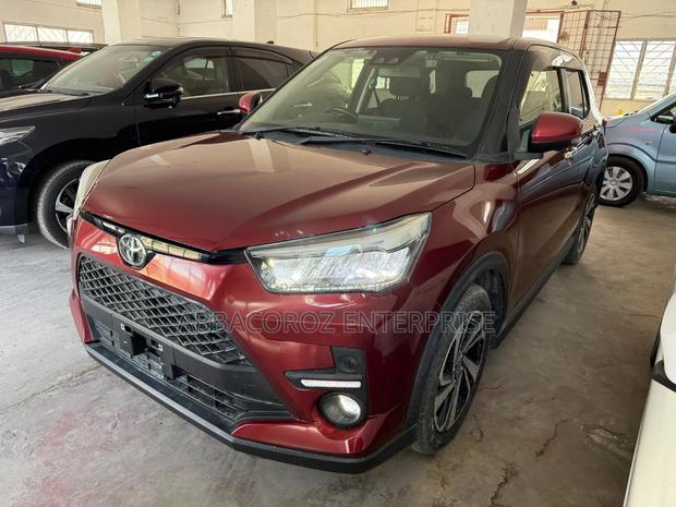 Toyota Raize 2021 Maroon