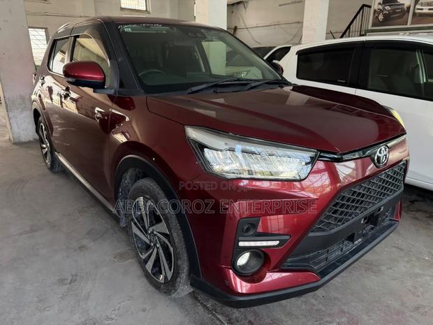 Toyota Raize 2021 Maroon