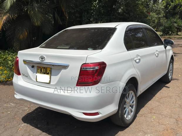 Toyota Axio 1.5 G 2WD 2015 White