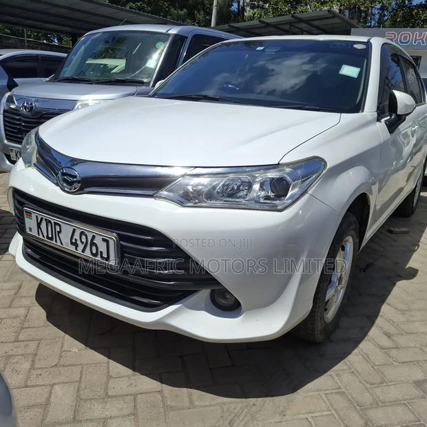Toyota Axio 1.5 G 2WD 2017 White