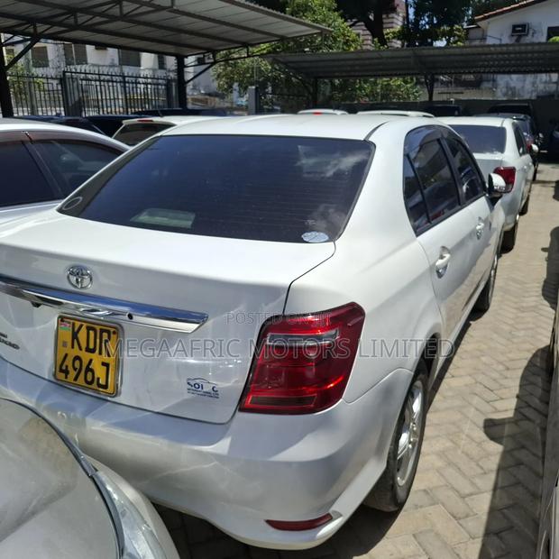 Toyota Axio 1.5 G 2WD 2017 White