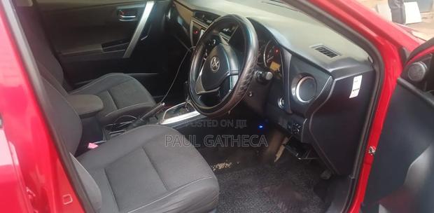 Toyota Auris 2013 Red