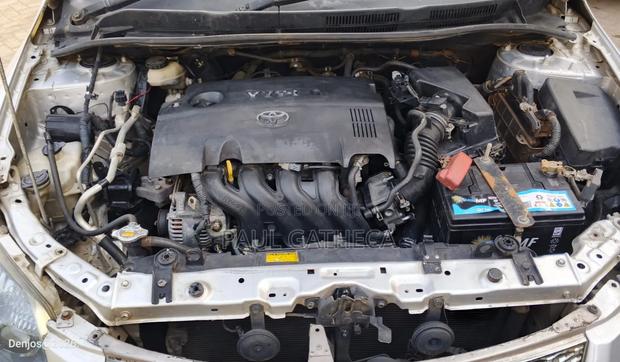 Toyota Corolla Fielder 2010 Silver