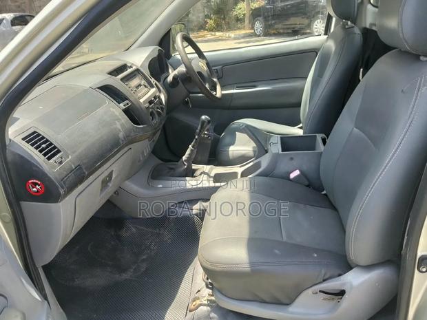Toyota Hilux 2.5 D-4D 2008 Silver