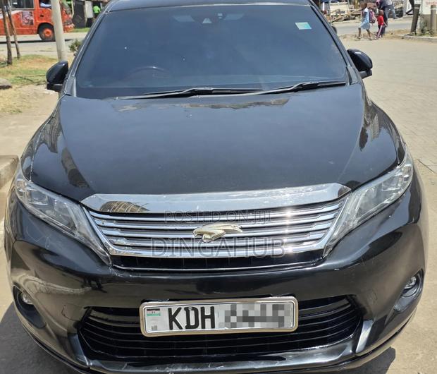Toyota Harrier 2.0 4WD 2014 Black