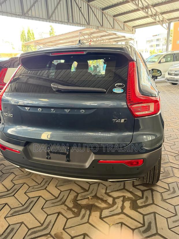 Volvo XC40 2019 Blue