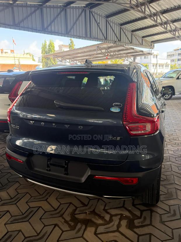 Volvo XC40 2019 Blue