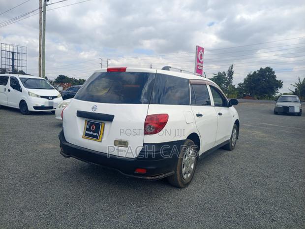 Nissan Advan 2010 White