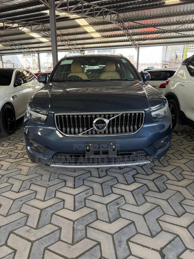 Volvo XC40 2019 Blue