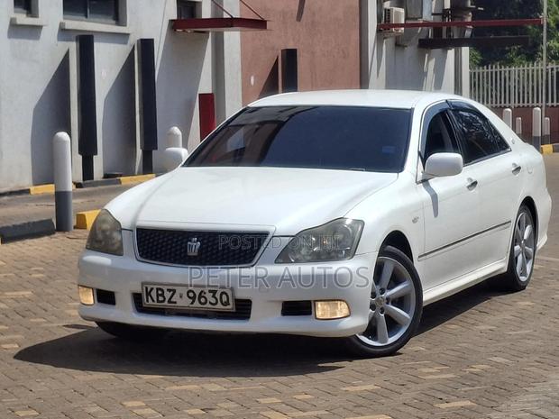 Toyota Crown 2007 Pearl