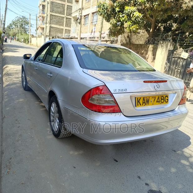 Mercedes-Benz E280 2001 Silver