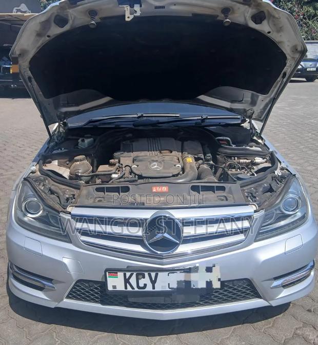 Mercedes-Benz C200 2013 Silver