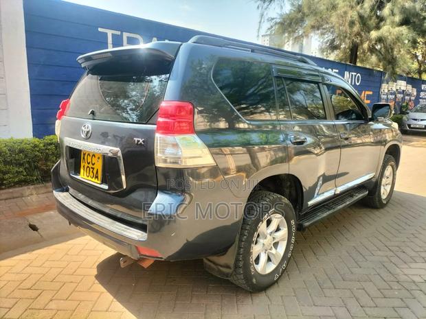 Toyota Land Cruiser Prado 2.7 i 2012 Black