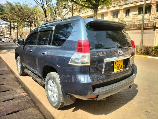 Toyota Land Cruiser Prado 2.7 i 2012 Black