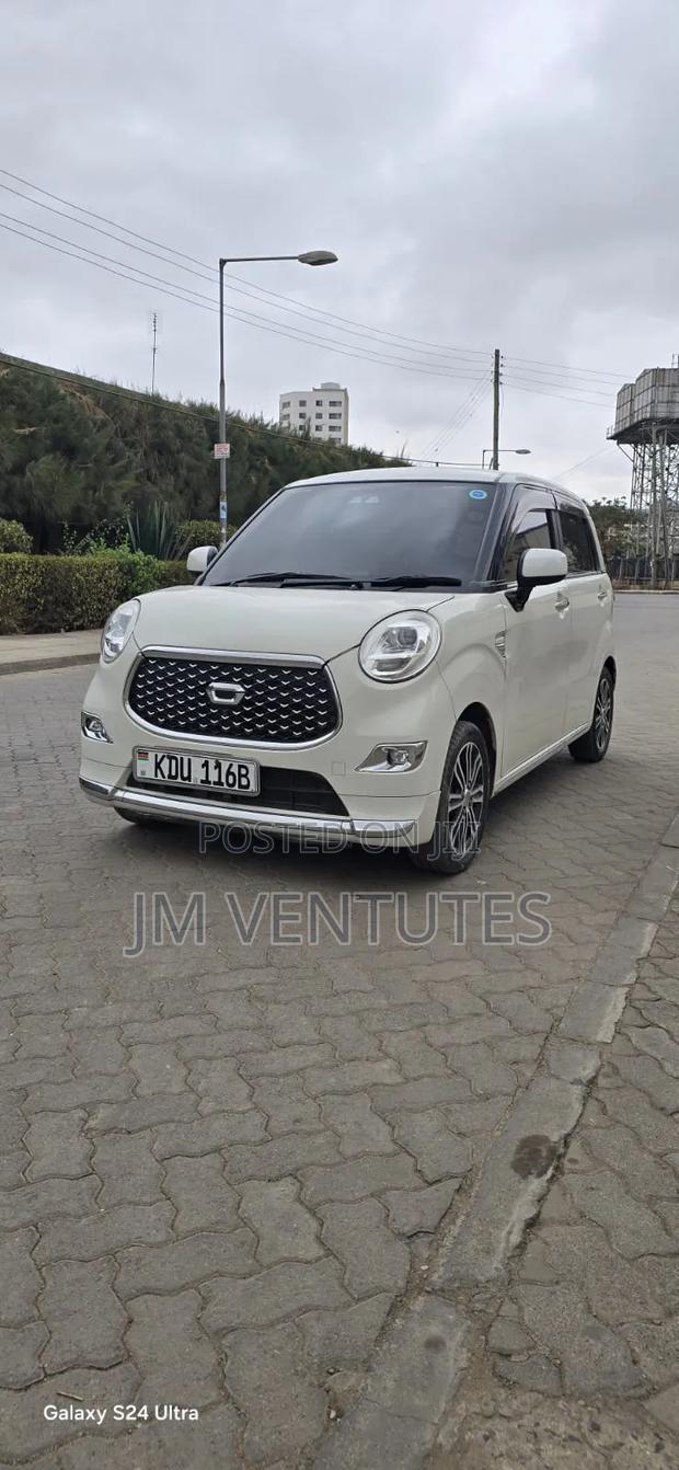 Daihatsu Cast 2018 White