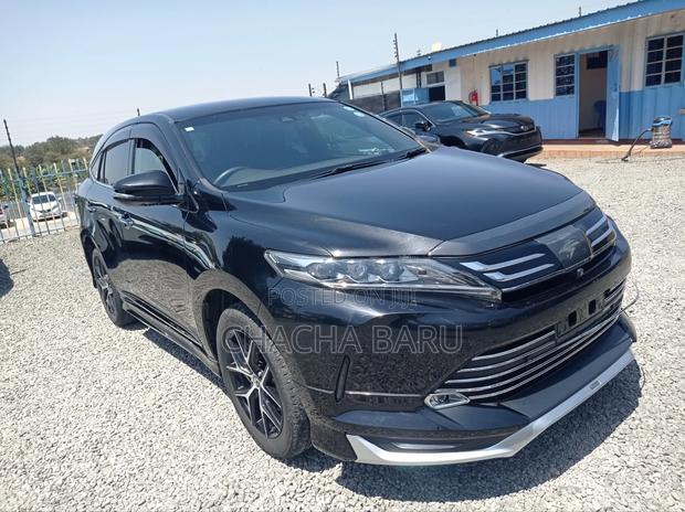 Toyota Harrier 2.0 2019 Black