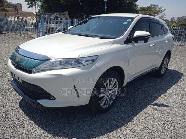 Toyota Harrier 2019 White