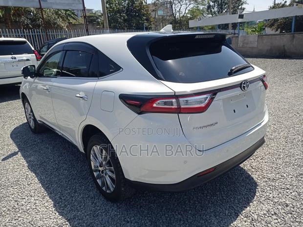 Toyota Harrier 2019 White