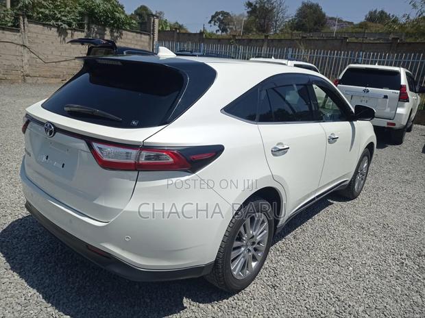 Toyota Harrier 2019 White