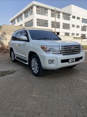 Toyota Land Cruiser 4.6 V8 ZX 2014 White for sale